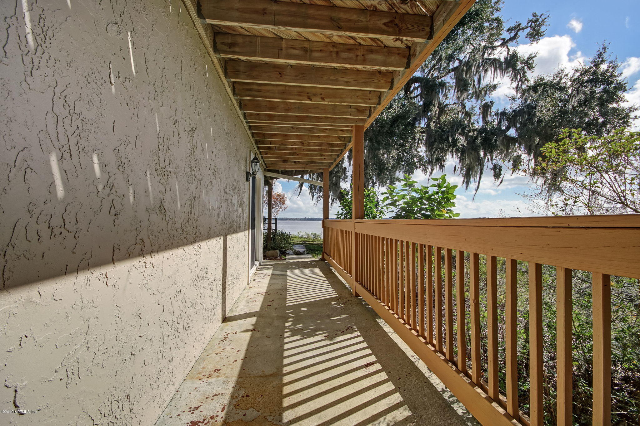 539 West River Road Palatka, FL 32177 - Photo 53 of 88 WRiverRd539 - Covered Walkway