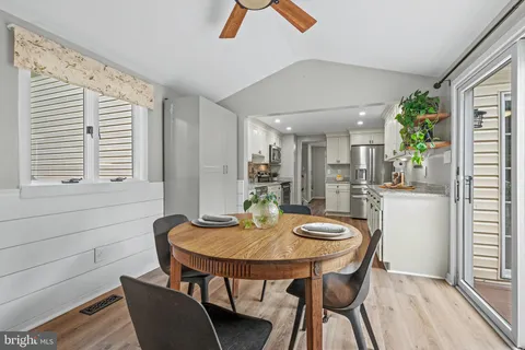 $585,000 | 9359 Gentle Way, Columbia, MD 21045