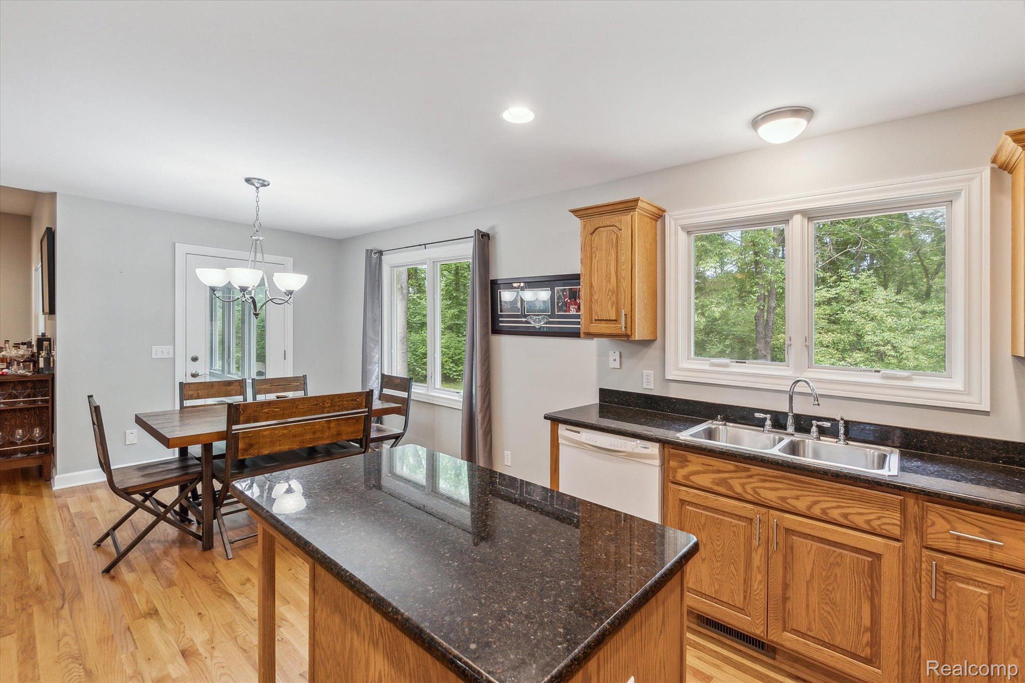 6323 Cohoctah Road Fenton, MI 48430 - Photo 15 of 38 Gallery Image 15