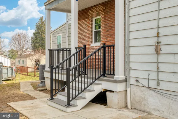 a view of entryway