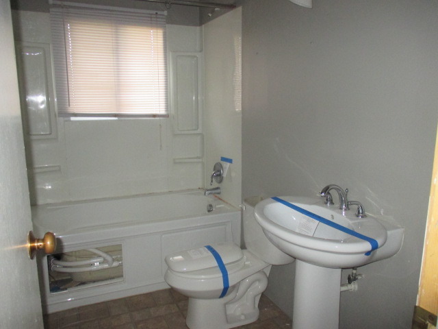 1251 Post Road Aurora, IL 60506 - Photo 7 of 10