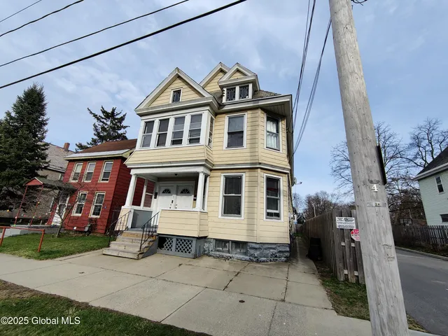 $199,999 | 113 Degraff Street, Schenectady, NY 12308
