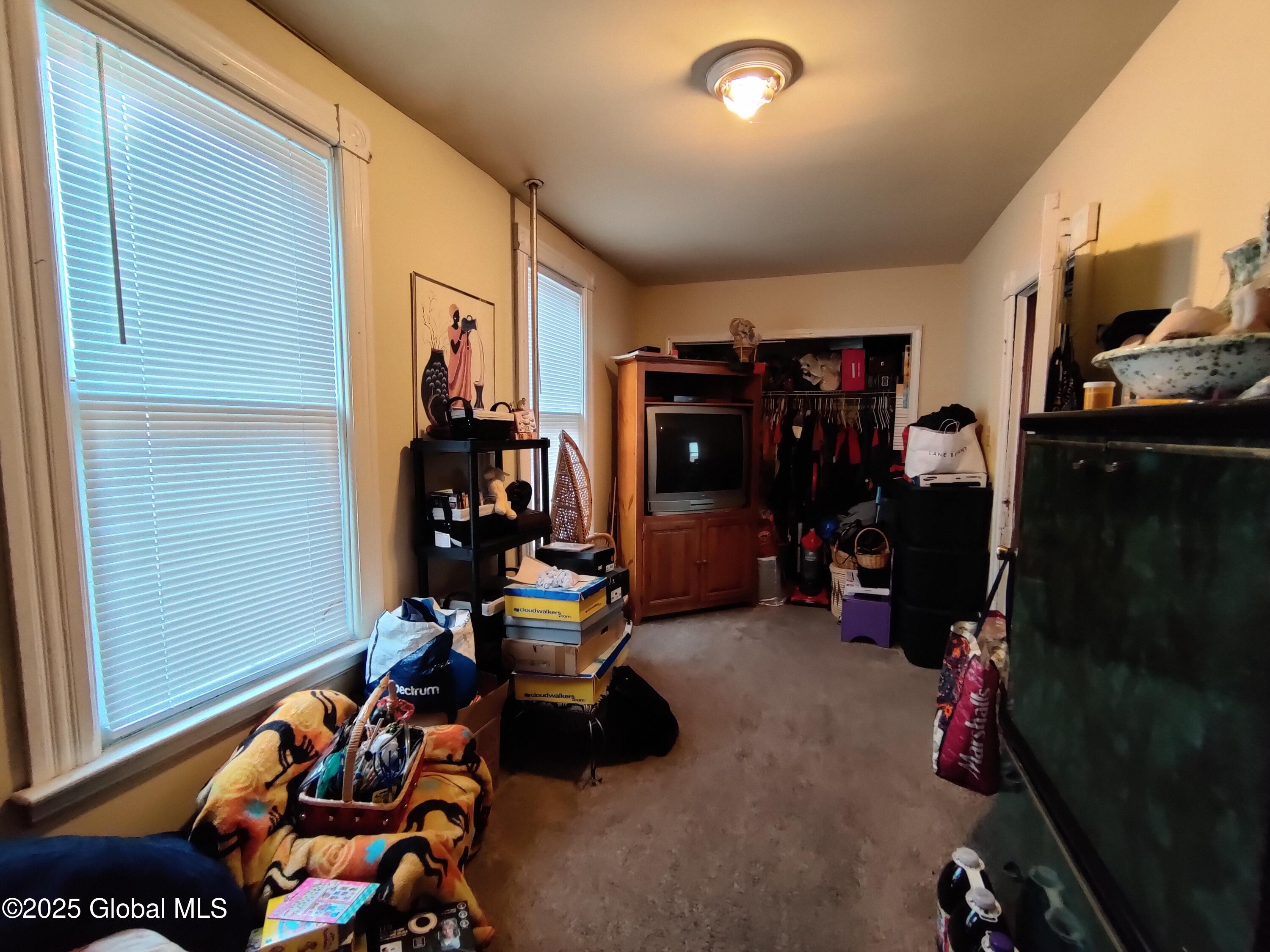 113 Degraff Street Schenectady, NY 12308 - Photo 14 of 39 IMG_20250414_180208