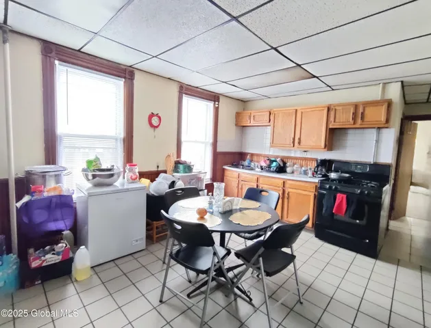 $199,999 | 113 Degraff Street, Schenectady, NY 12308