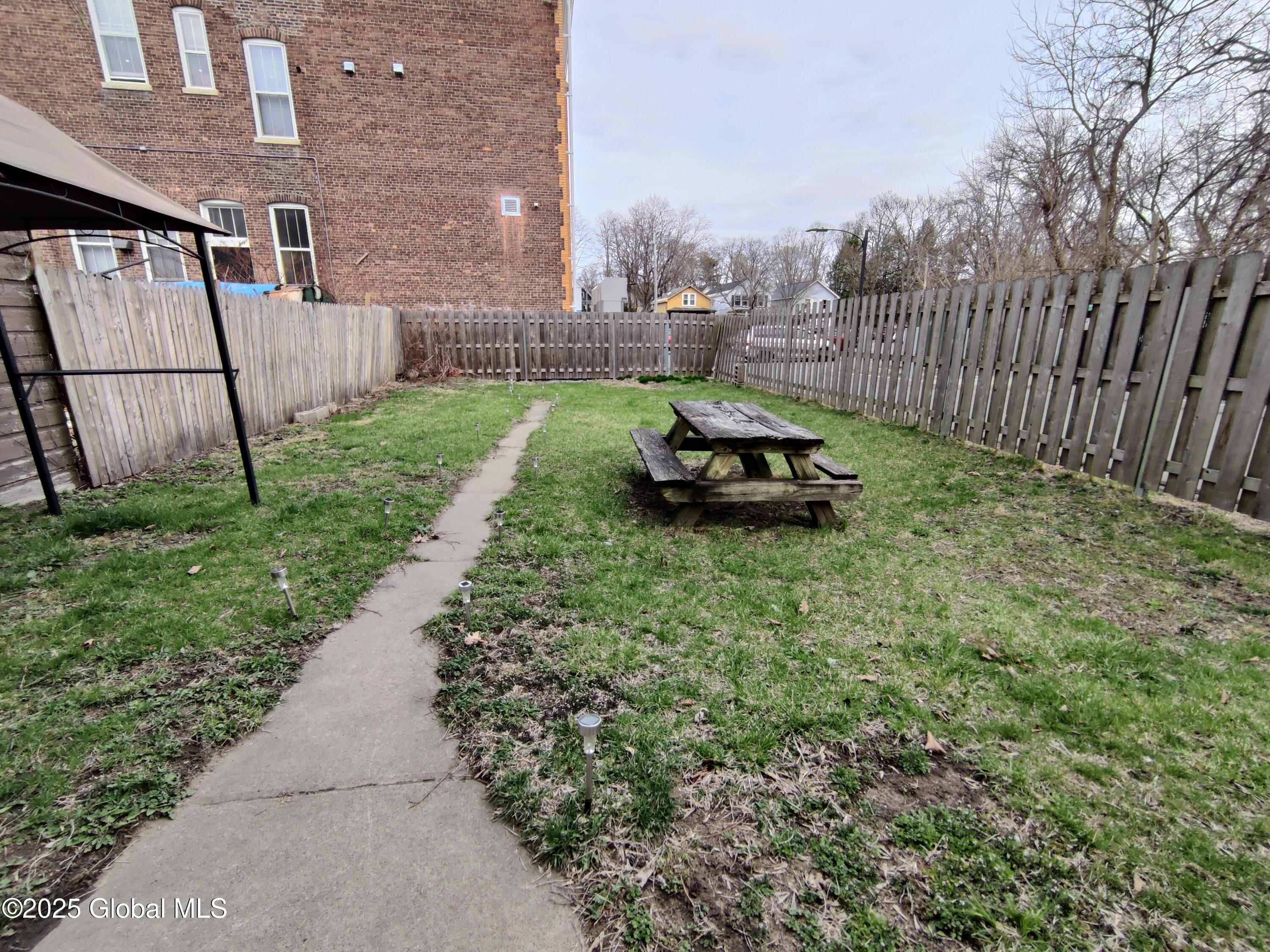 113 Degraff Street Schenectady, NY 12308 - Photo 4 of 39 IMG_20250414_180739