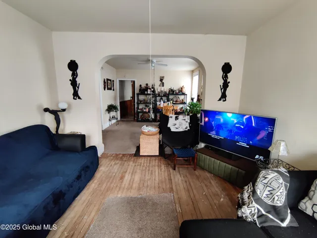 $199,999 | 113 Degraff Street, Schenectady, NY 12308