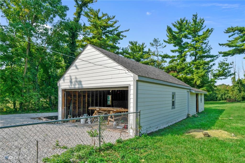 6450 Gray Road Indianapolis, IN 46237 - Photo 22 of 23 Gallery Image 22