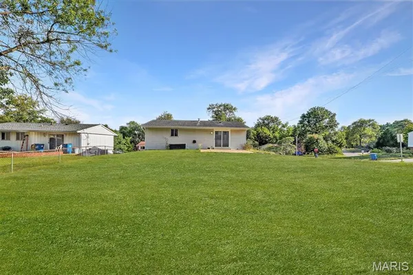 $299,900 | 609 Auber Drive, Manchester, MO 63011