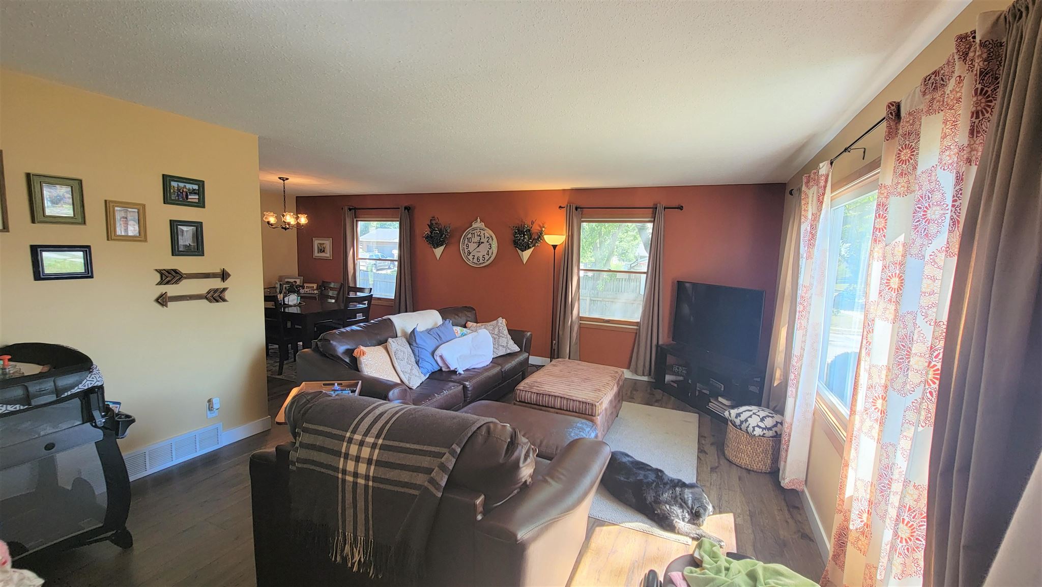 408 Westerfield Road Davenport, IA 52806 - Photo 4 of 23 Gallery Image 4