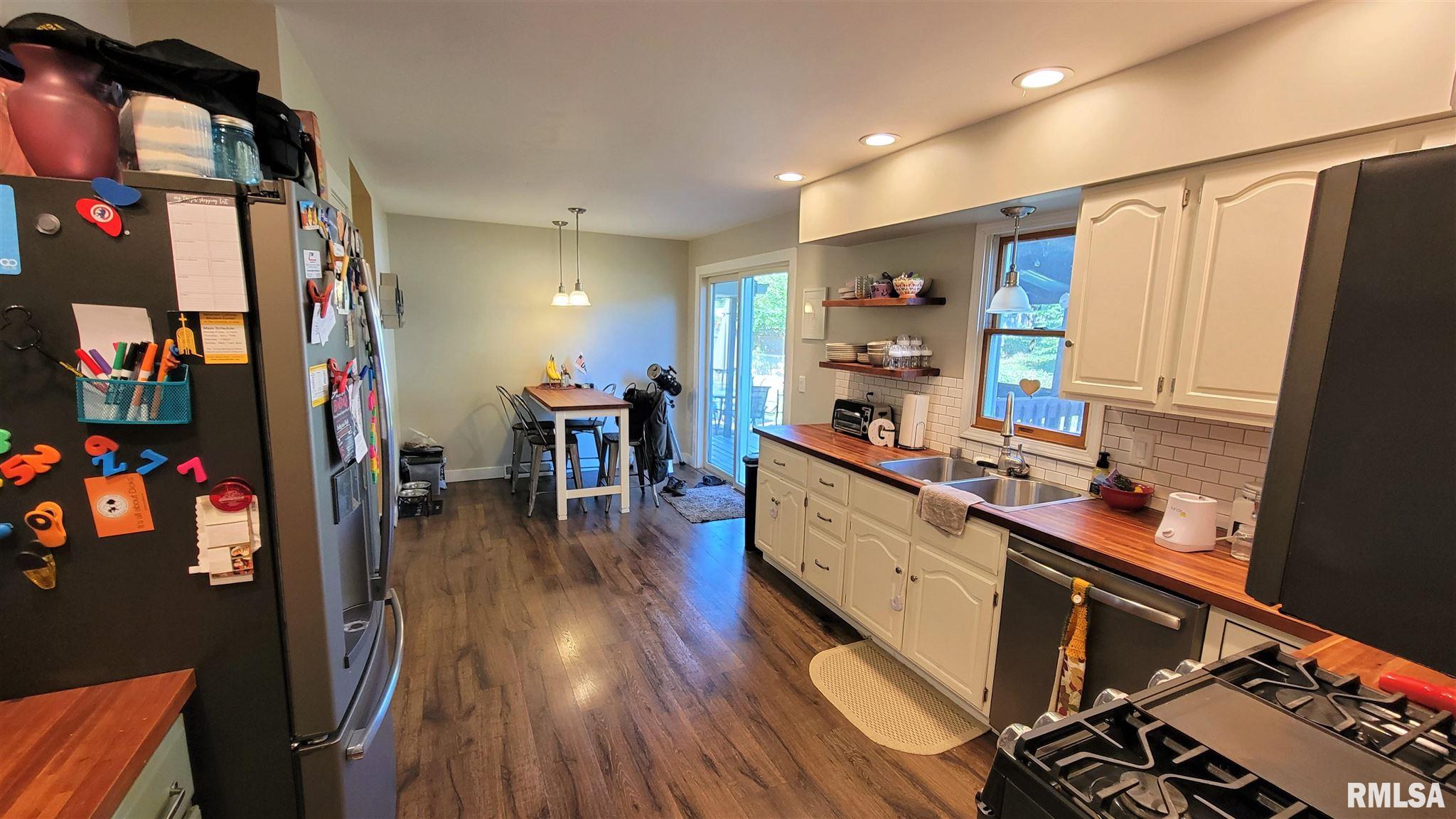 408 Westerfield Road Davenport, IA 52806 - Photo 7 of 23 Gallery Image 7
