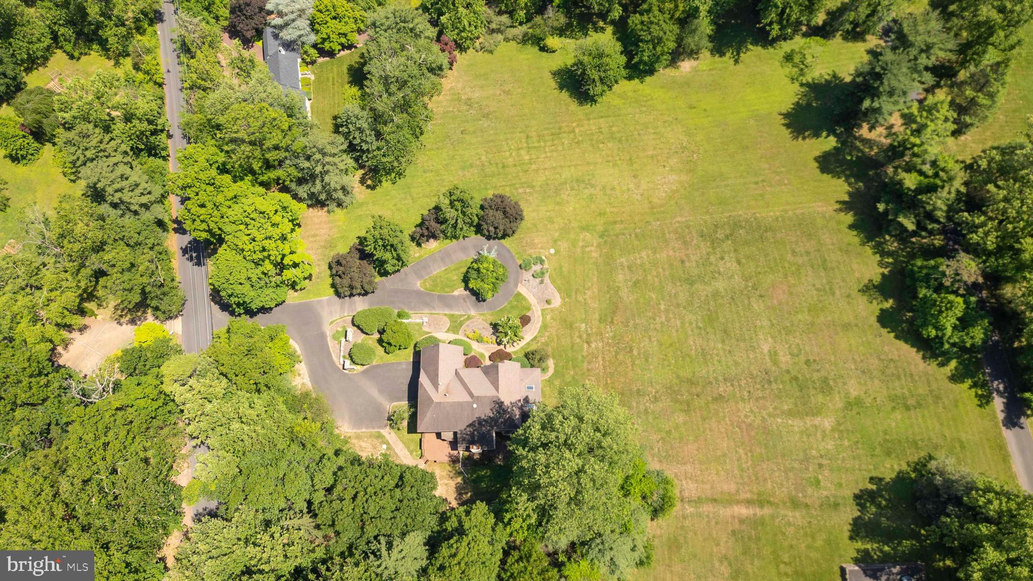 2160 Huntingdon Road Huntingdon Valley, PA 19006 - Photo 62 of 79
