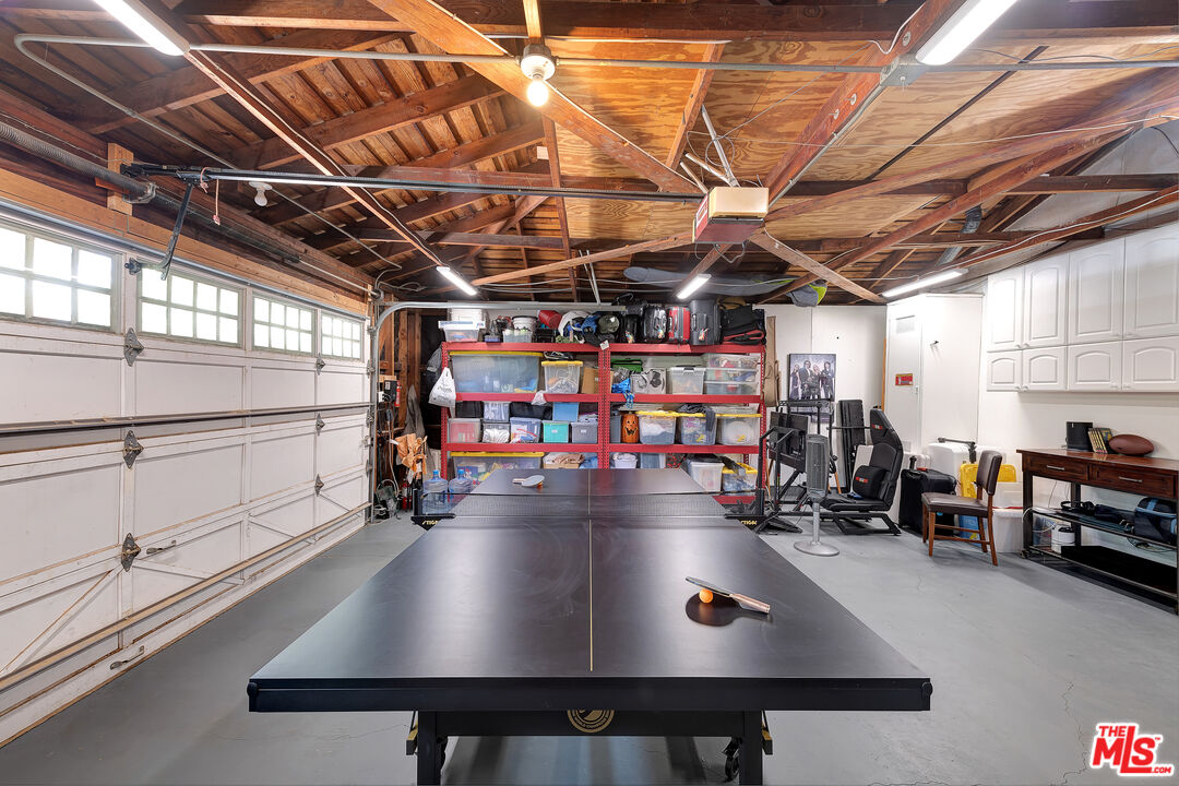 16012 Meadowcrest Road Sherman Oaks, CA 91403 - Photo 33 of 52 a view of a studio with wooden floor