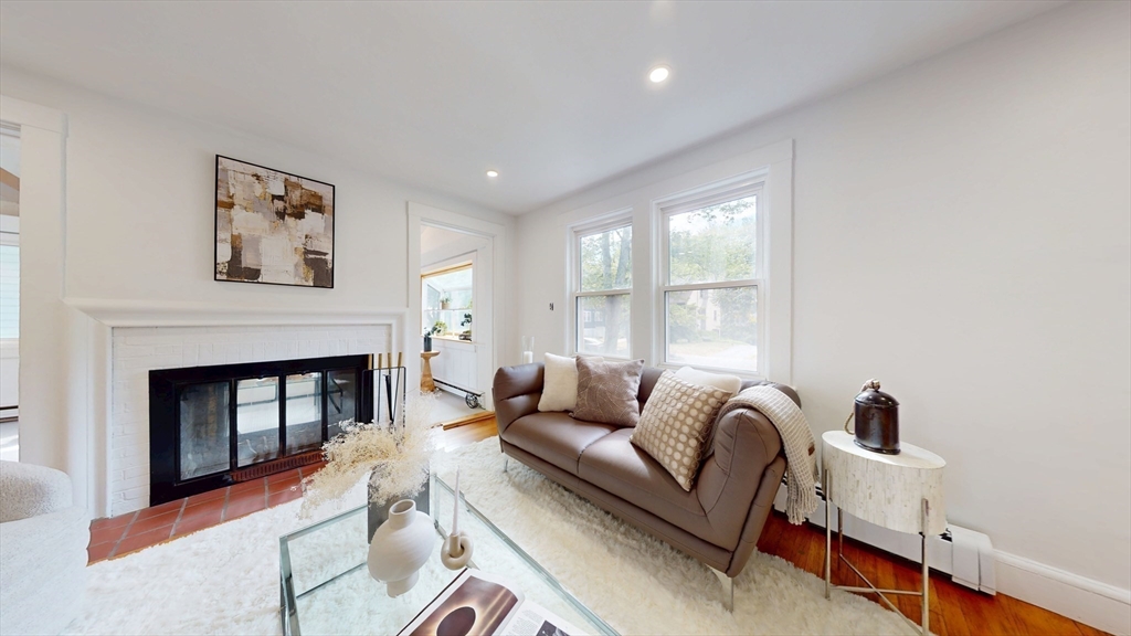 125 Oakdale Road Newton, MA 02461 - Photo 3 of 34 Gallery Image 3