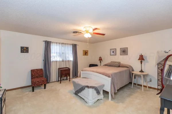 $409,000 | 3 Sandstone Drive, Borger, TX 79007