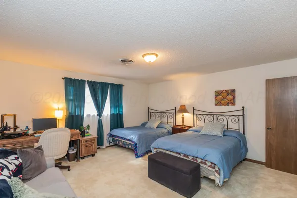 $409,000 | 3 Sandstone Drive, Borger, TX 79007