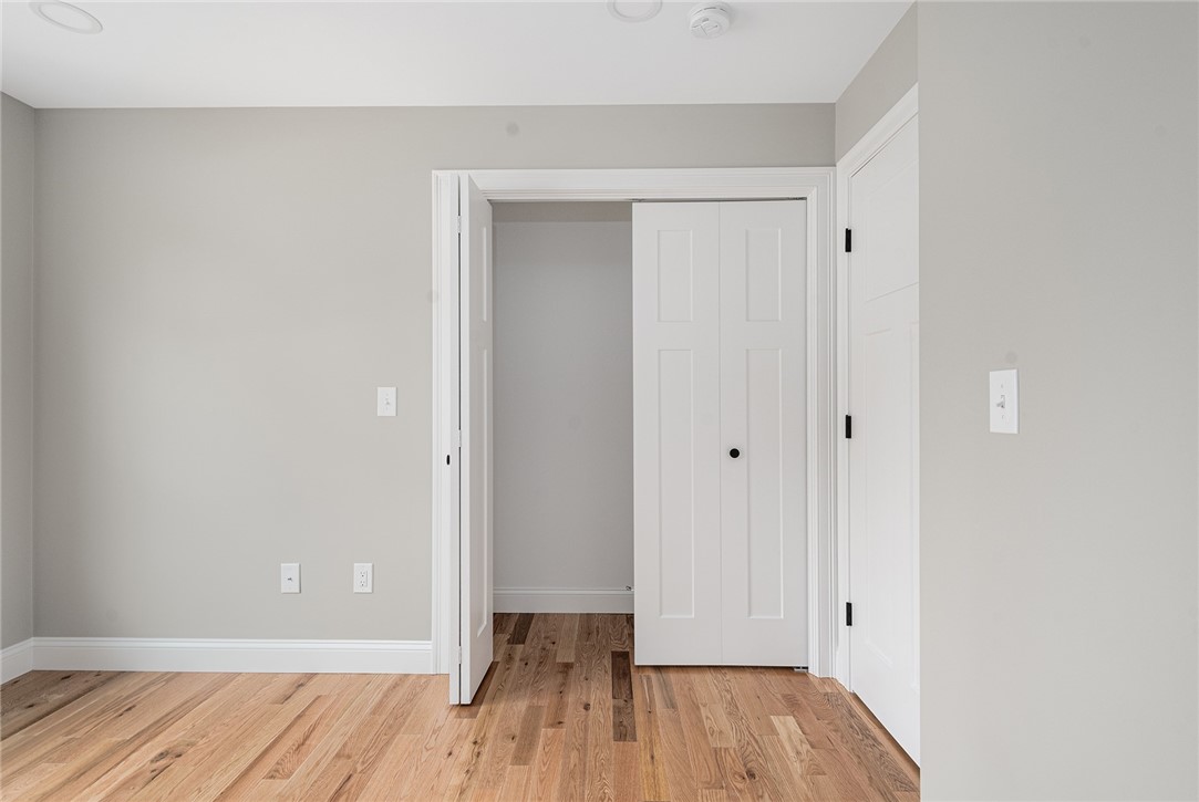 4 Slater Avenue Warwick, RI 02889 - Photo 17 of 26