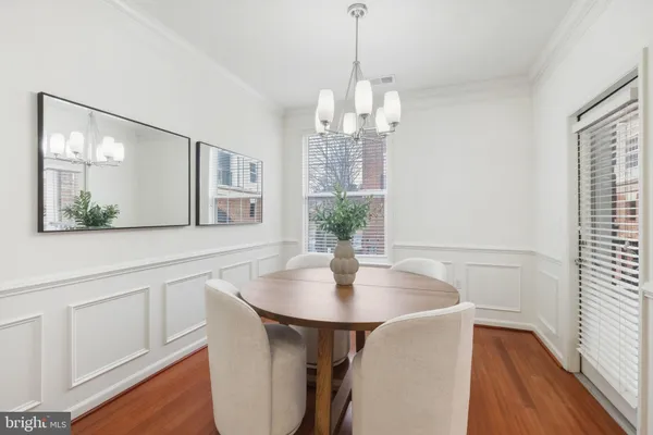 $525,000 | 1 Arch Place, Unit 220, Gaithersburg, MD 20878