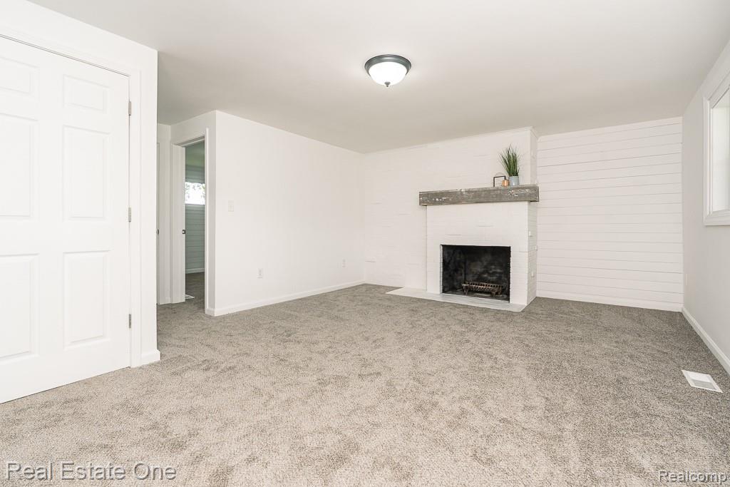 8249 Beers Road Swartz Creek, MI 48473 - Photo 4 of 31 Gallery Image 4