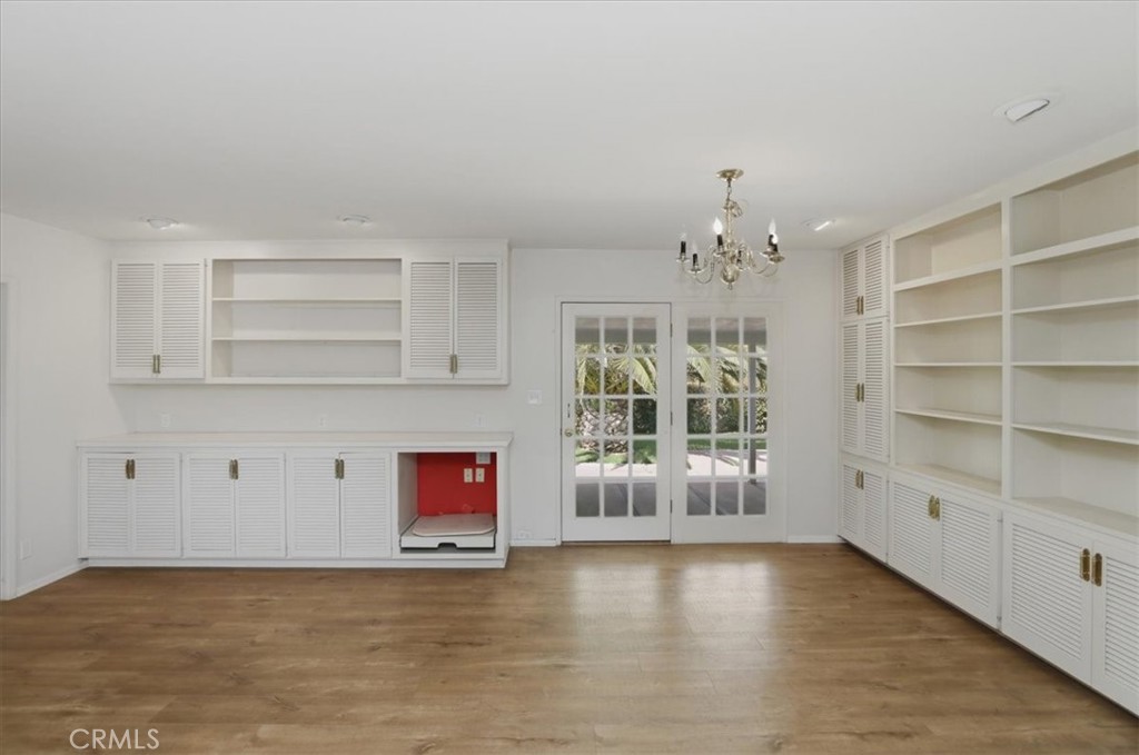 5239 Coventry Drive Riverside, CA 92506 - Photo 14 of 43 Family room