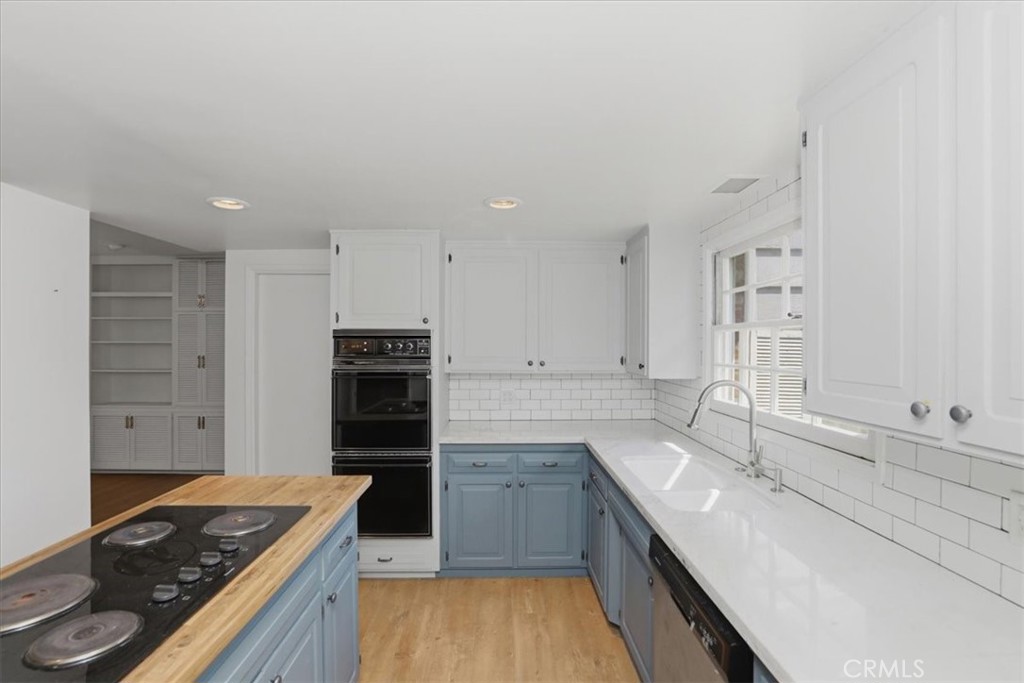 5239 Coventry Drive Riverside, CA 92506 - Photo 18 of 43 Kitchen