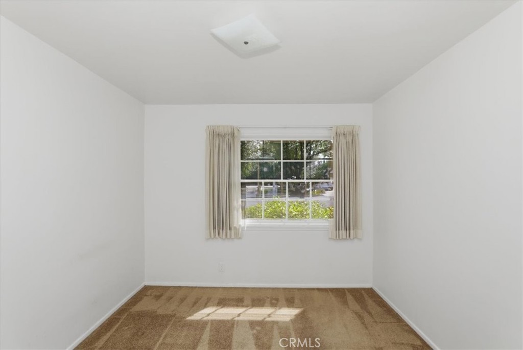 5239 Coventry Drive Riverside, CA 92506 - Photo 27 of 43 Bedroom