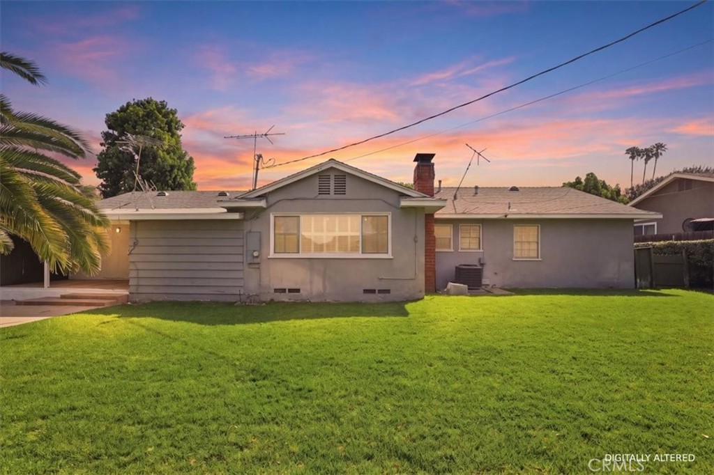 5239 Coventry Drive Riverside, CA 92506 - Photo 34 of 43 Back of house at Twilight