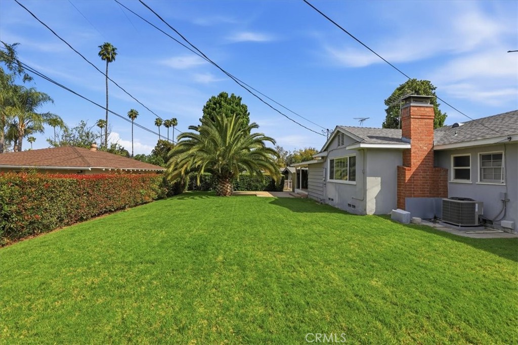 5239 Coventry Drive Riverside, CA 92506 - Photo 38 of 43 Backyard