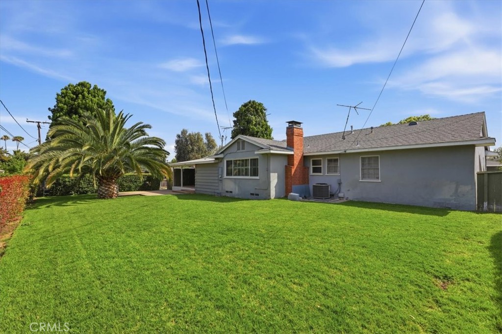 5239 Coventry Drive Riverside, CA 92506 - Photo 39 of 43 Backyard