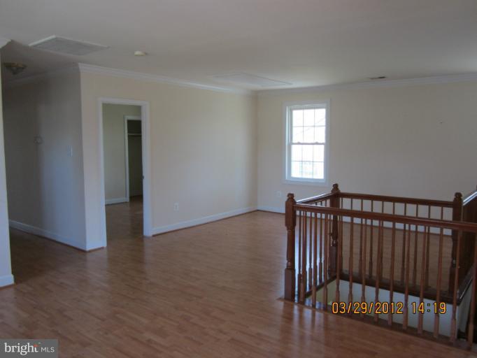 6807 Front Royal Road Springfield, VA 22151 - Photo 12 of 18 Family Room