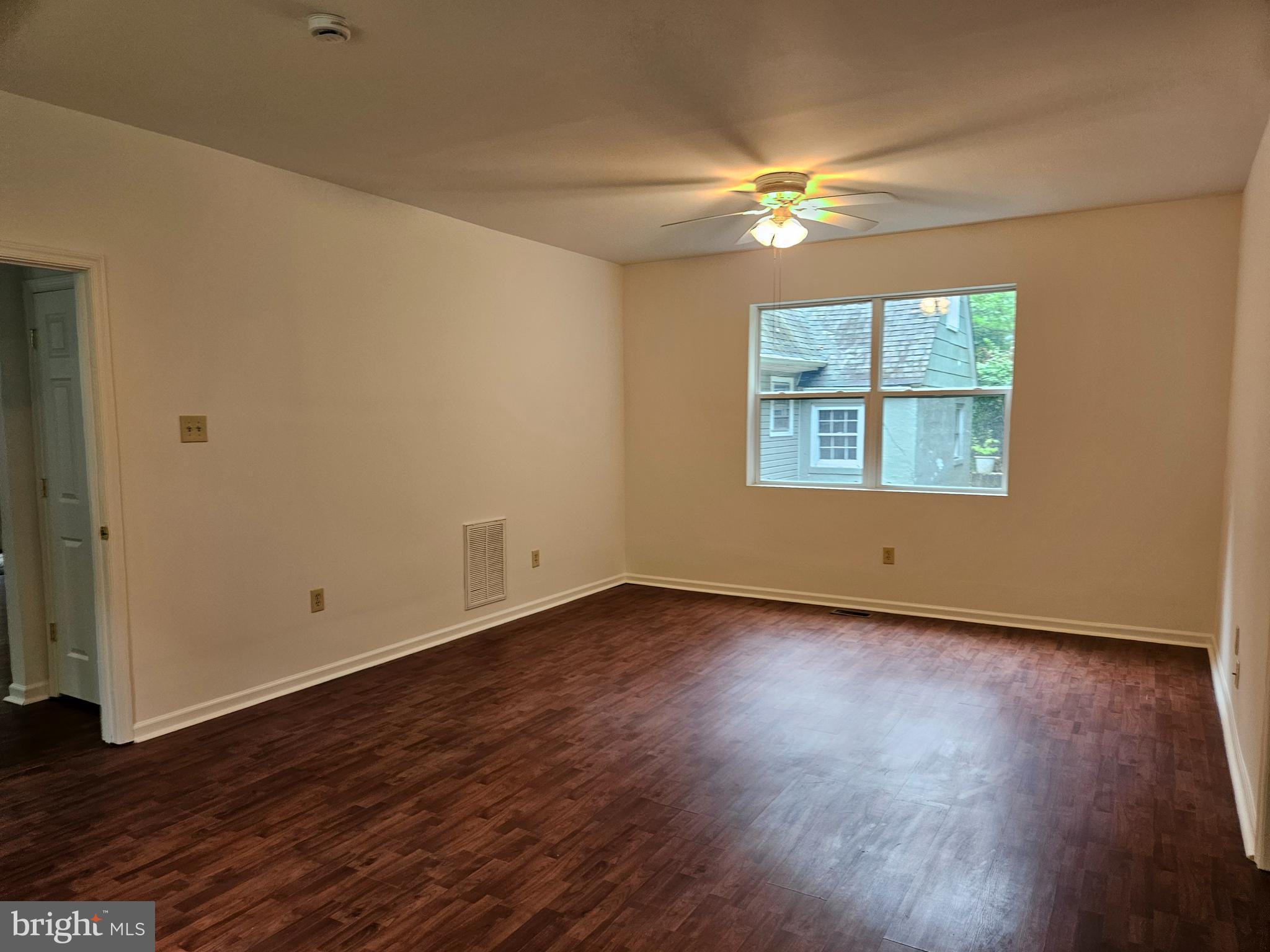 2914 Hunter Road Fairfax, VA 22031 - Photo 9 of 33 main level primary bedroom