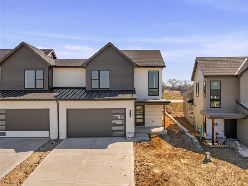 9567 Jupiter Street Lenexa, KS 66219 - Photo 2 of 33