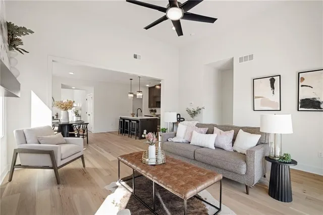 $650,000 | 9567 Jupiter Street, Lenexa, KS 66219