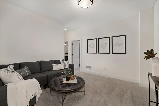 $650,000 | 9567 Jupiter Street, Lenexa, KS 66219