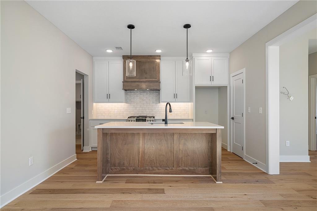 9567 Jupiter Street Lenexa, KS 66219 - Photo 5 of 33