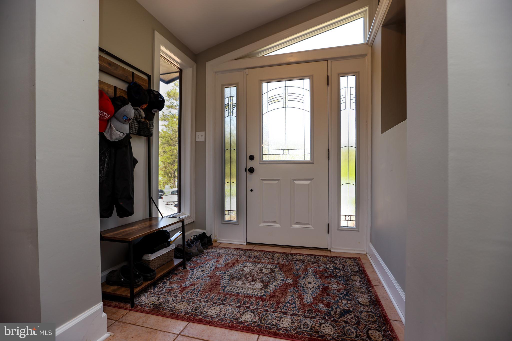 18810 River Road Poolesville, MD 20837 - Photo 9 of 47