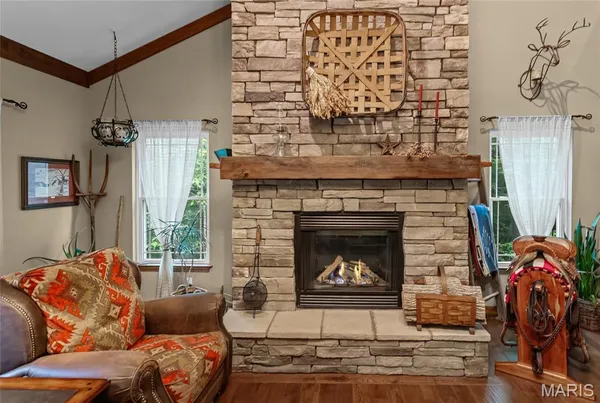 $495,000 | 430 Riverview Drive, Golden Eagle, IL 62036