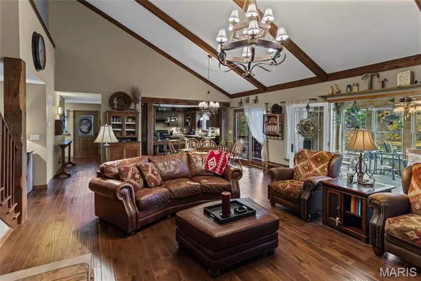 $495,000 | 430 Riverview Drive, Golden Eagle, IL 62036