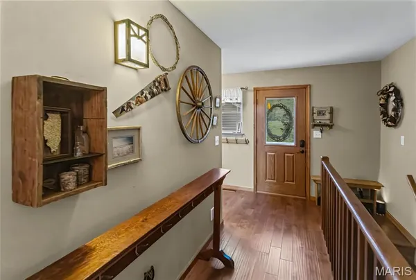 $495,000 | 430 Riverview Drive, Golden Eagle, IL 62036