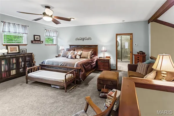 $495,000 | 430 Riverview Drive, Golden Eagle, IL 62036