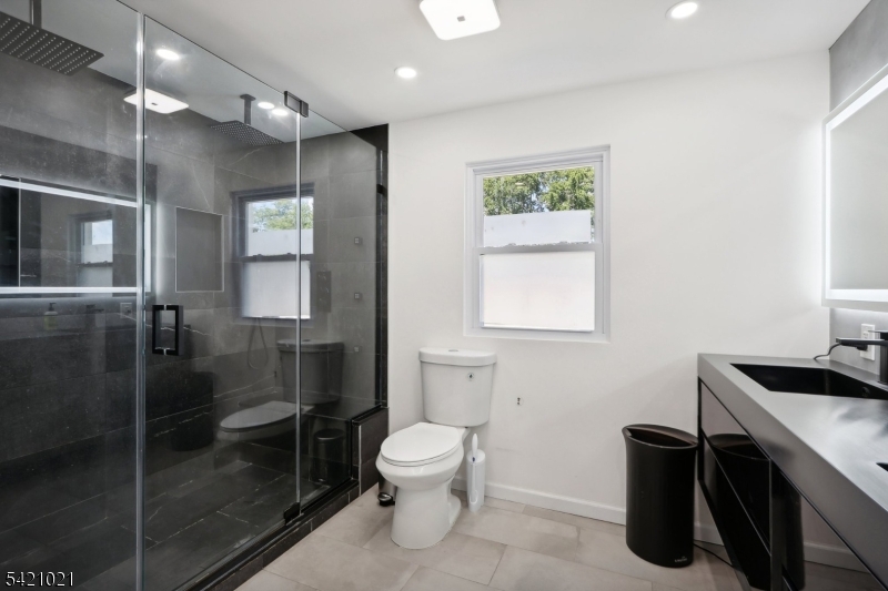 821 Hillside Road Rahway, NJ 07065 - Photo 18 of 33