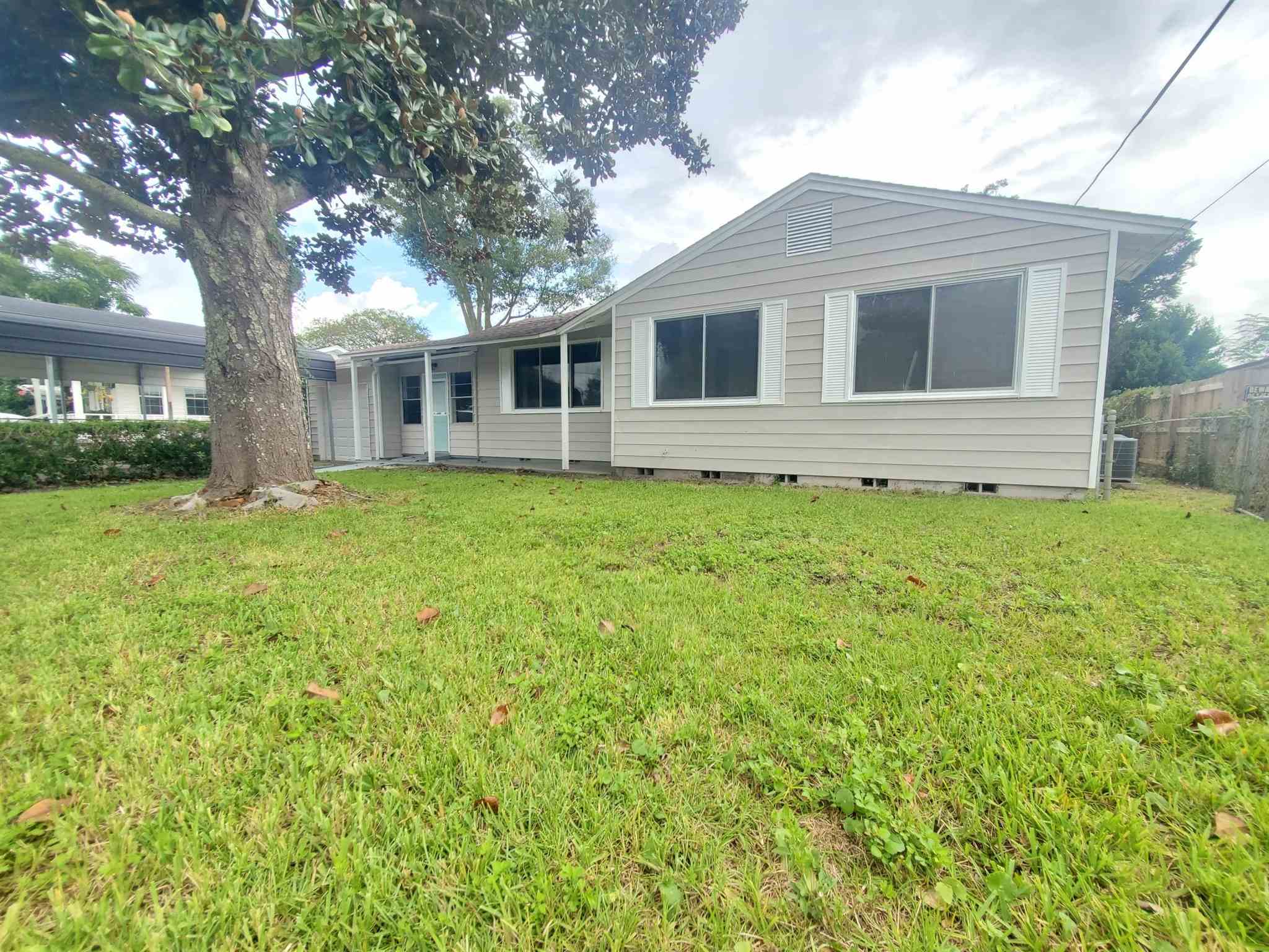 116 Milton Road Pensacola, FL 32507 - Photo 14 of 17
