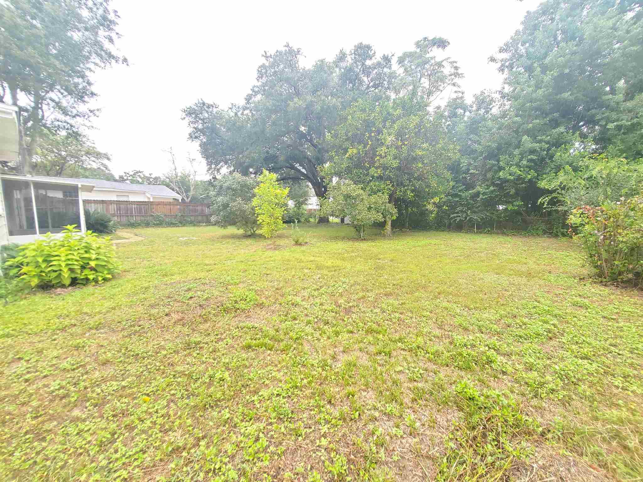 116 Milton Road Pensacola, FL 32507 - Photo 17 of 17