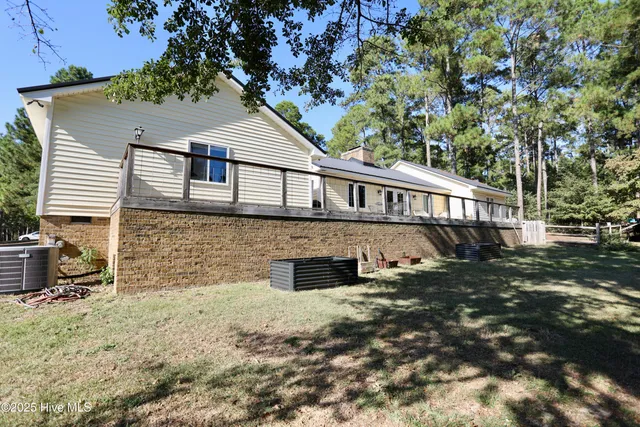 $319,000 | 104 East Devonshire Avenue, West End, NC 27376