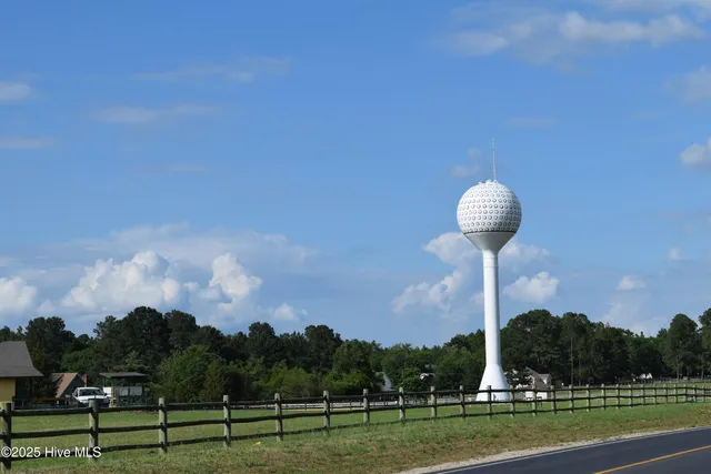 $319,000 | 104 East Devonshire Avenue, West End, NC 27376