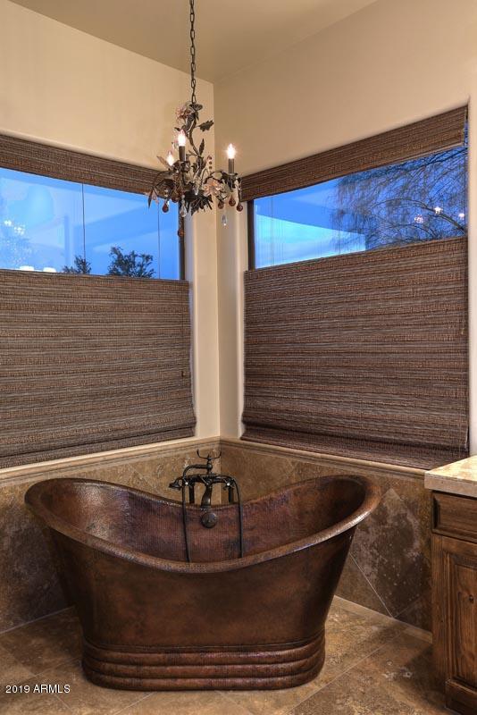 17040 Baker Road Rio Verde, AZ 85263 - Photo 18 of 63 Night-Master Bath-Slipper Tub