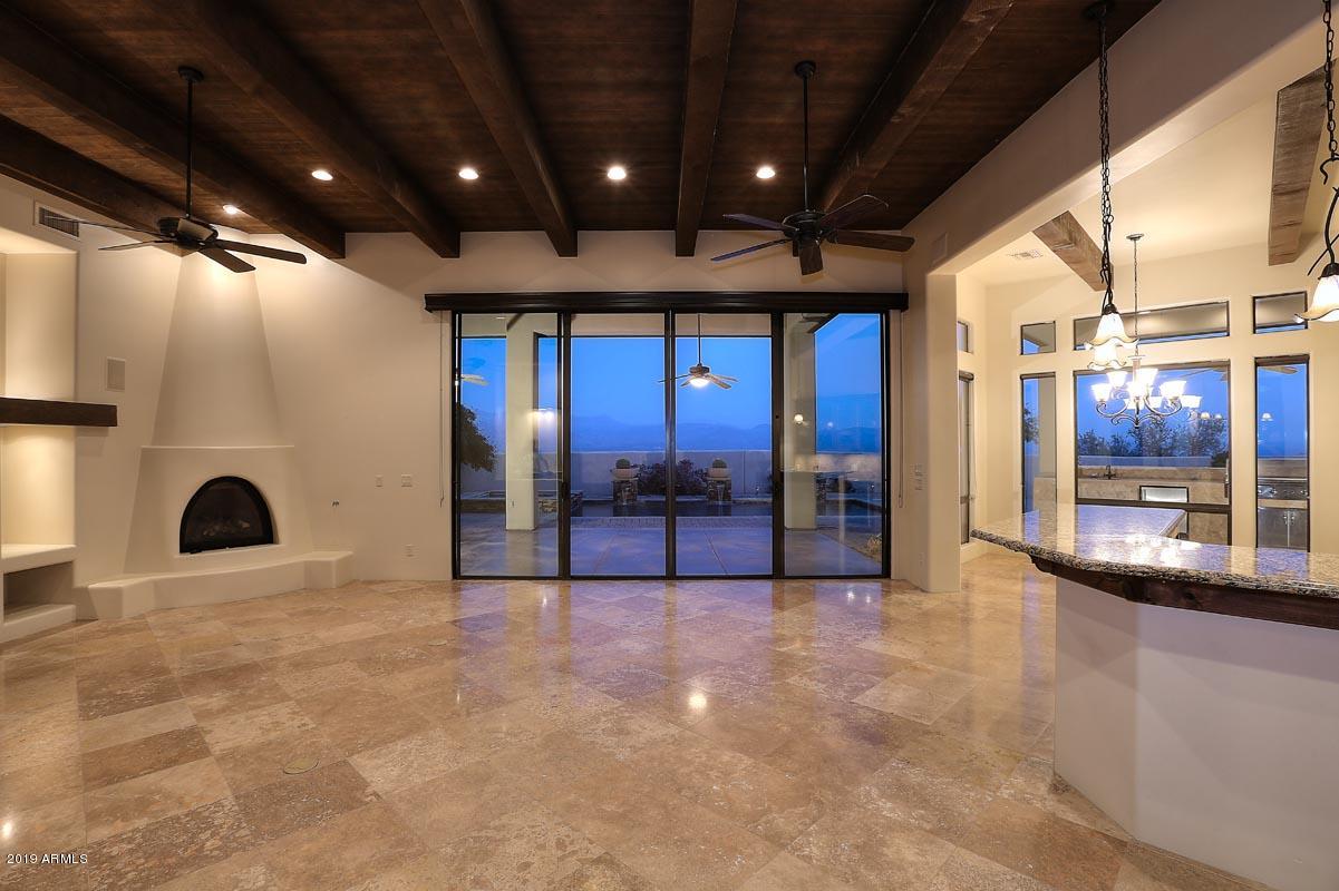 Night-Great-Dining Room