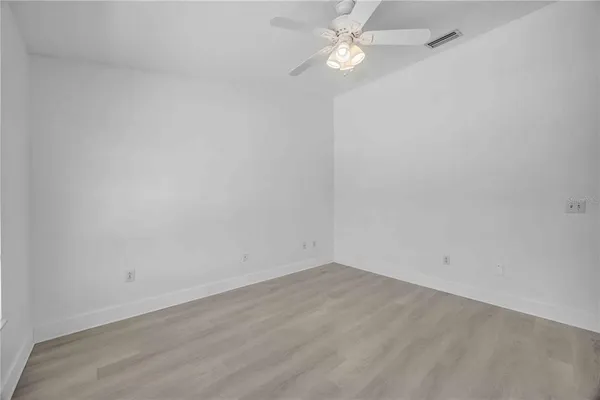 $2,100 | 727 Kensington Lake Circle, Brandon, FL 33511