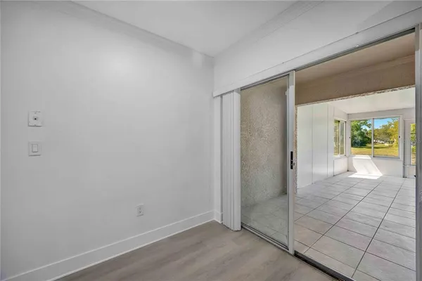 $2,100 | 727 Kensington Lake Circle, Brandon, FL 33511