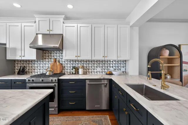 $675,000 | 371 Bridgegate Drive, Cary, NC 27519