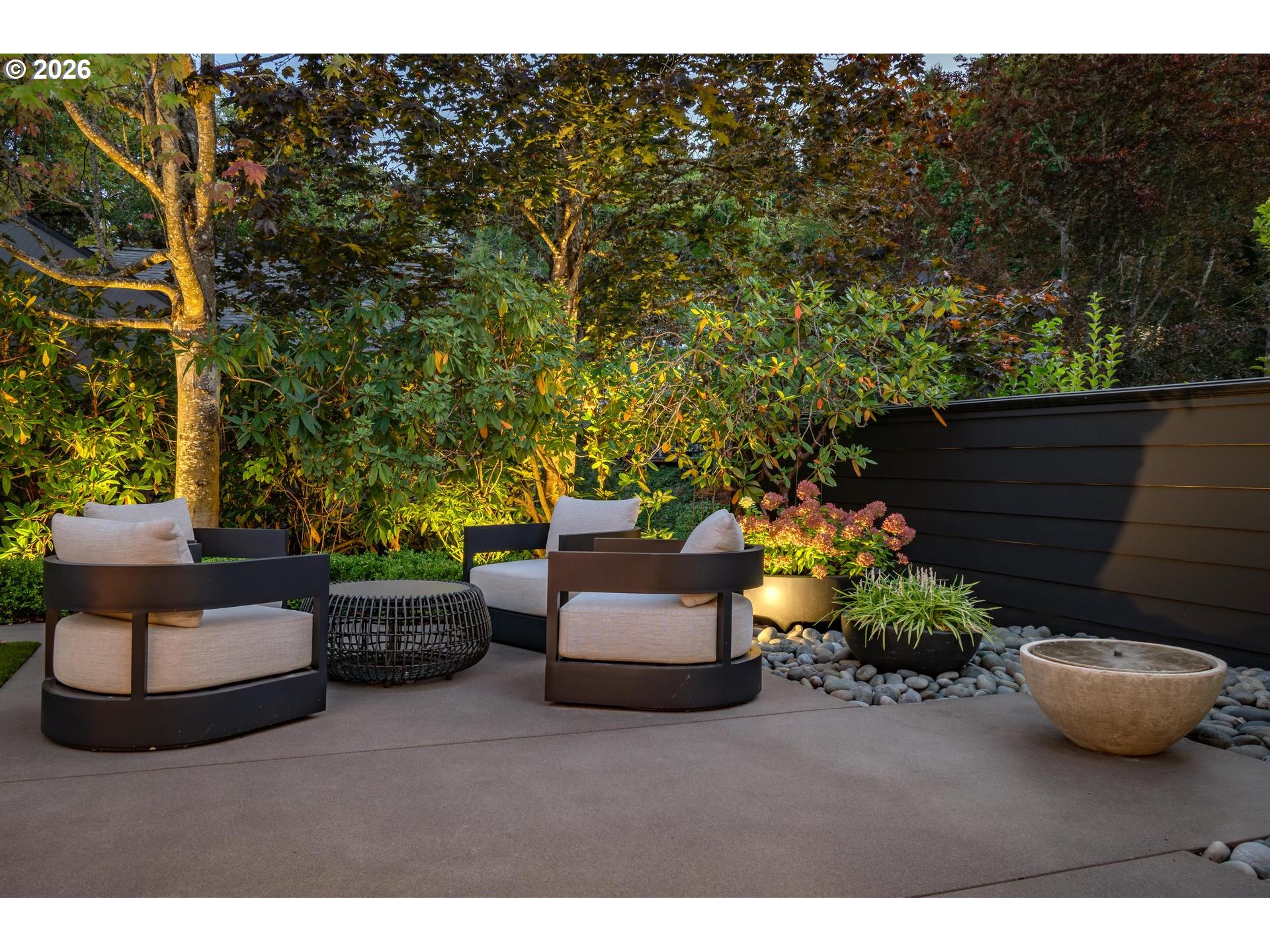 2878 Northwest Cumberland Road Portland, OR 97210 - Photo 9 of 46